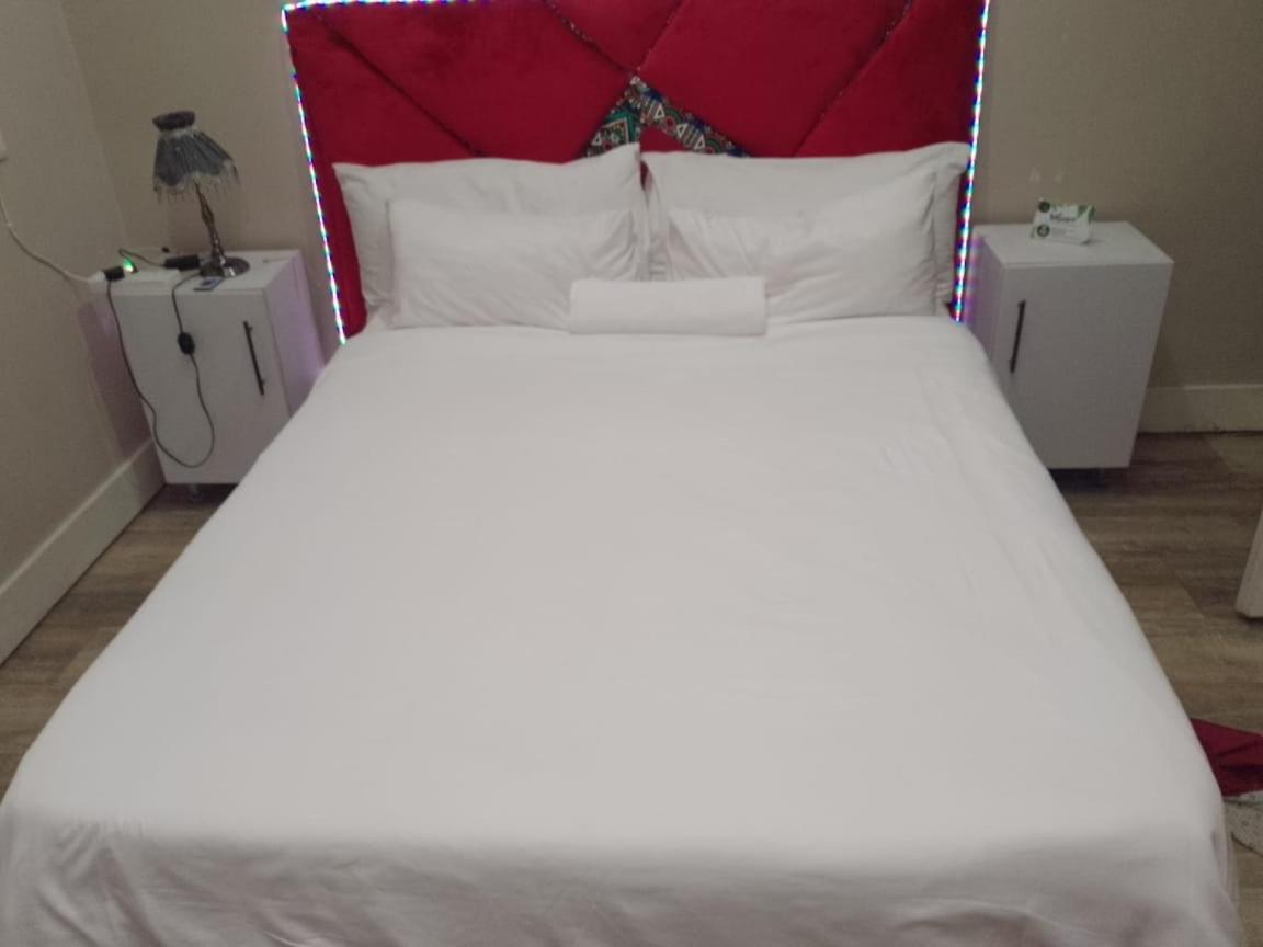 Gspot94-Gardenspot94 Apartment โจฮันเนสเบิร์ก ภายนอก รูปภาพ