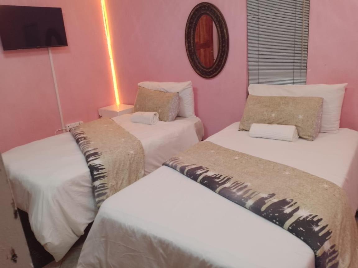 Gspot94-Gardenspot94 Apartment โจฮันเนสเบิร์ก ภายนอก รูปภาพ