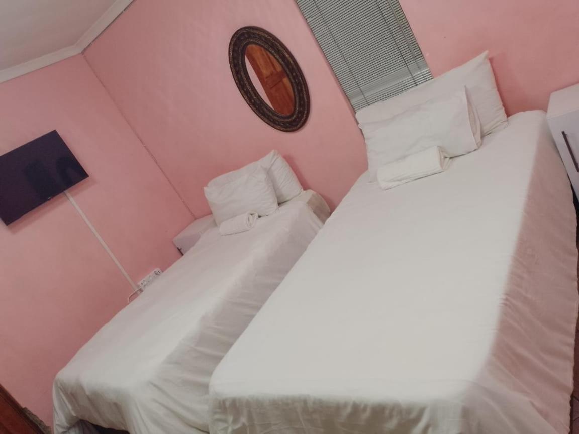 Gspot94-Gardenspot94 Apartment โจฮันเนสเบิร์ก ภายนอก รูปภาพ